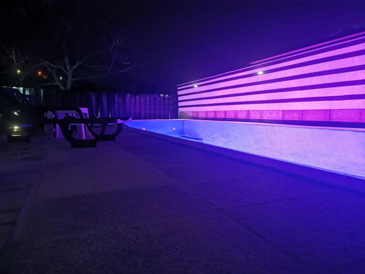 Leonchic - Guest House Com Piscina De Agua Salgada Barcelos Exterior foto